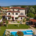 Mediterra Villa