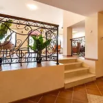 Villa Mediterra