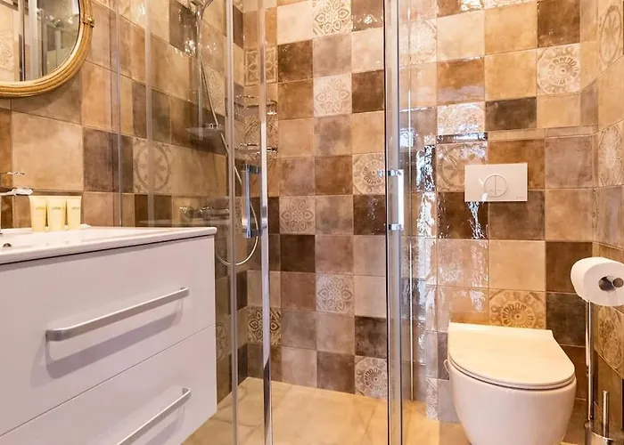 Mediterra Willa Warna