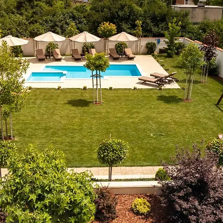 Mediterra Луксозна вила Варна